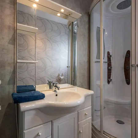 Lakme - 2min à Pied De La Hébergement de vacances