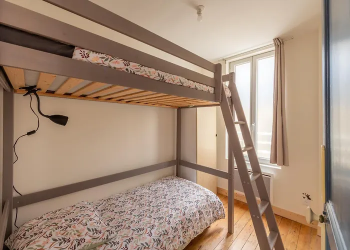 Holiday home Lakme - 2min A Pied De La *